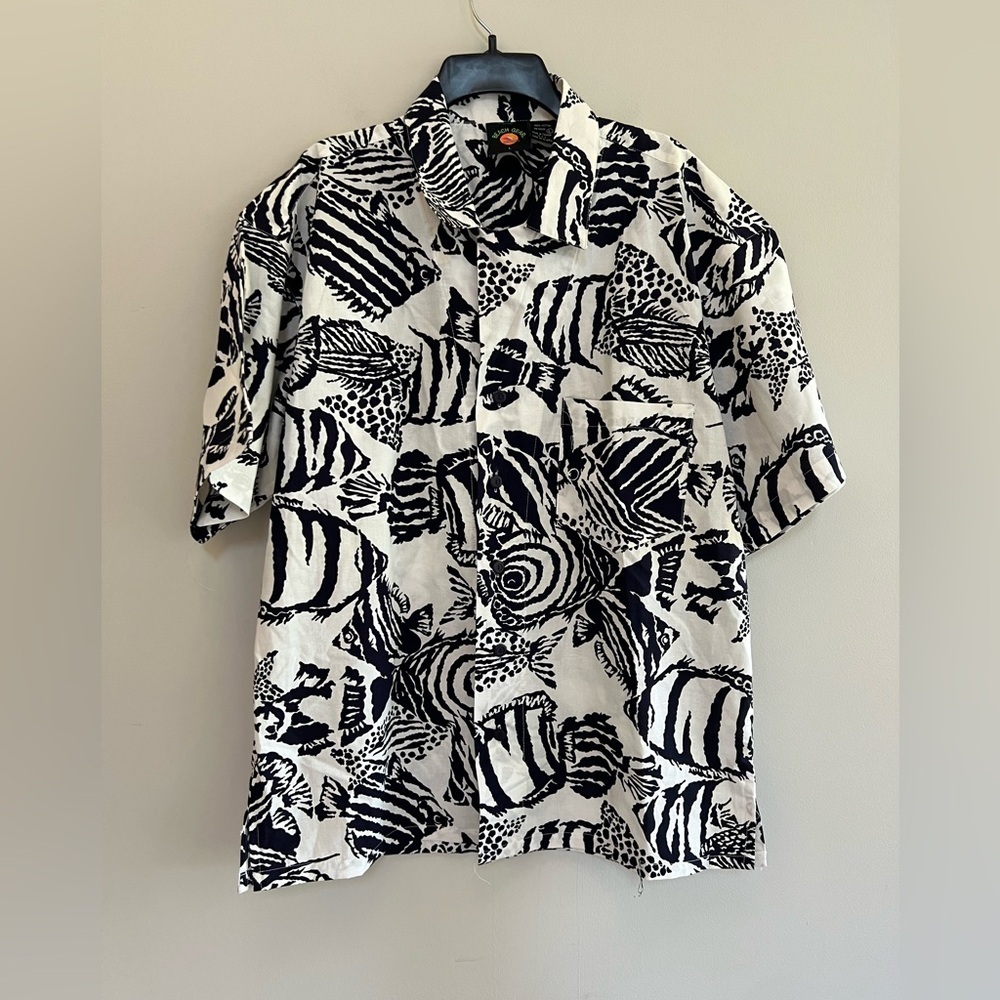 Beach Gear Vintage Cotton Short Sleeve Button Down Fish Shirt RARE, L